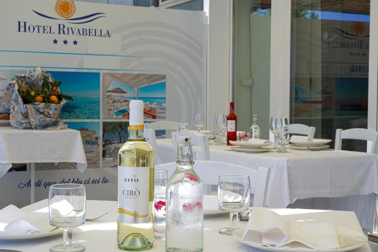 Hotel Rivabella Davoli Exteriör bild